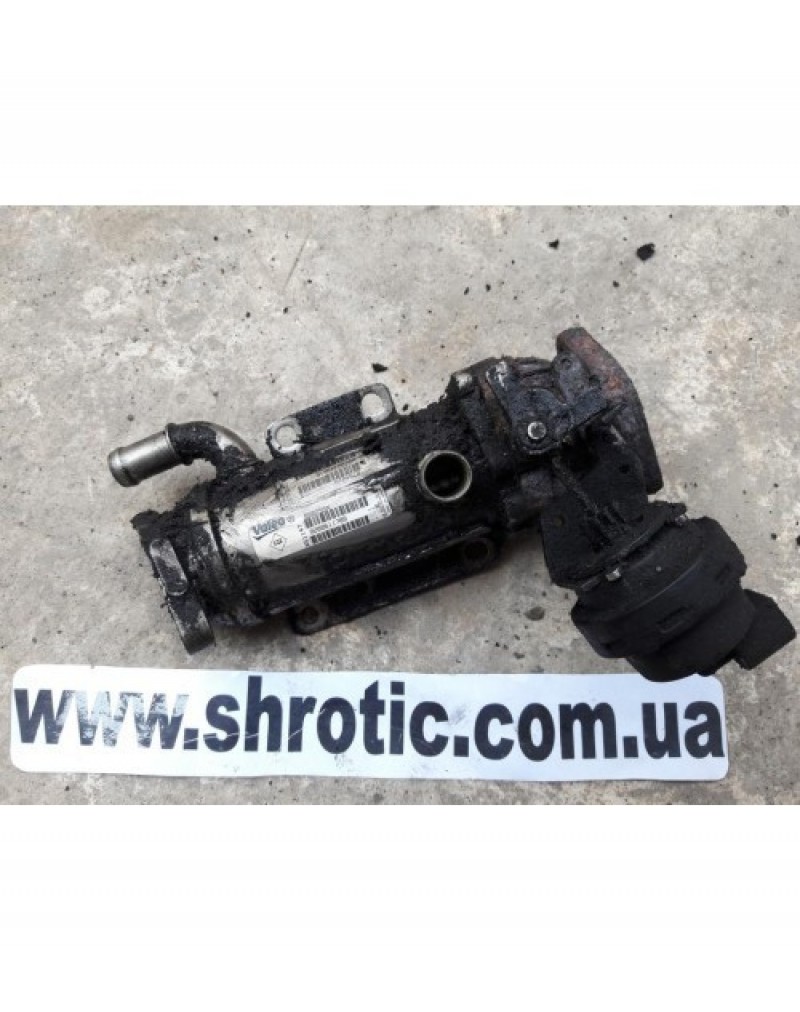 Радіатор системи EGR 2.0 DCI 8200611709 (Б. У) , Renault Trafic,Opel Vivaro,Nissan Primastar,Рено Трафік,Опель