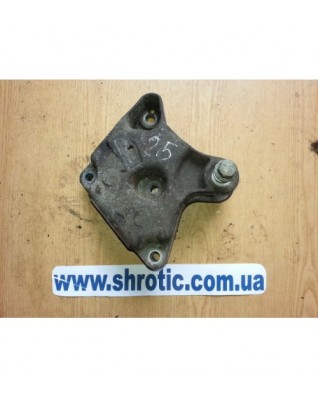 Кронштейн Гідравлічної Подушки 8200426803 (Б/У) , Renault Trafic, Opel Vivaro, Nissan Primastar, Рено