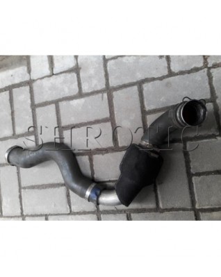 Патрубок наддуву турбіни 2.5 CDTI 146 ЛЗ. (8200648187, MANCO1074-02 2606) (Б/У), Renault Trafic,Opel