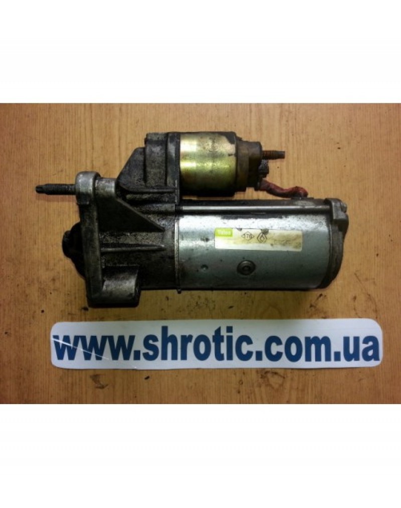 Стартер 8200075362 1.9 (Б/У) , Renault Trafic, Opel Vivaro, Nissan Primastar, Рено Трафік, Опель Віваро, Ніссан
