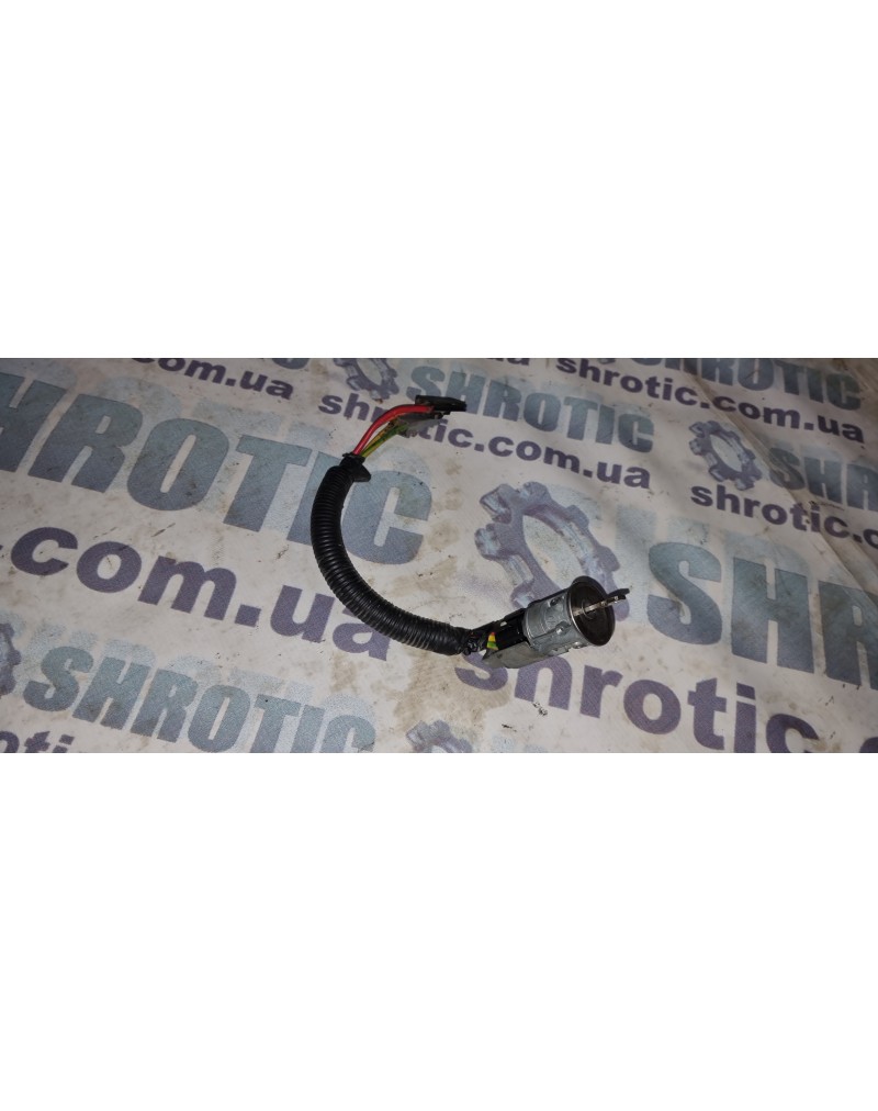 Замок запалювання в зборі 7700805669, 7703004134 Renault Trafic, Opel Vivaro, Nissan Primastar, Рено Трафік, Опель Віваро, Нісан Примастар, 1,9 dci, 2.0dCi, 2.5cdi
