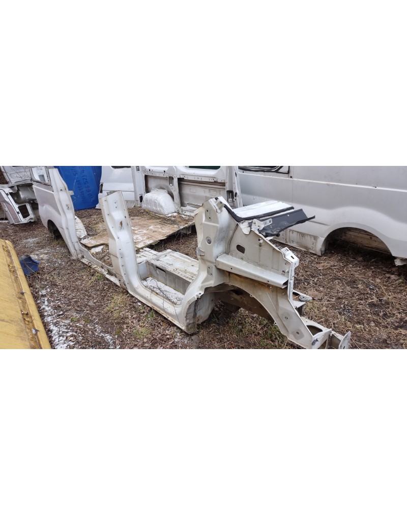 Кузов права сторона Renault Trafic, Opel Vivaro, Nissan Primastar,Рено Трафік,Опель Віваро, Ніссан Примастар, 1,9 dci, 2.0 dCi, 2.5 cdi