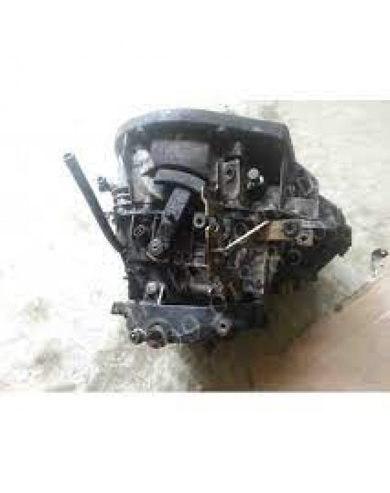 КПП-Шестиступінчаста 2,5dci з 2006 - 2014 Г.В.(Б/У) 8200546202 На Renault Trafic, Opel Vivaro, Nissan Primastar - Рено Трафік, Опель Віваро, Ніссан Прімастар 2001 - 2006 2,5dci