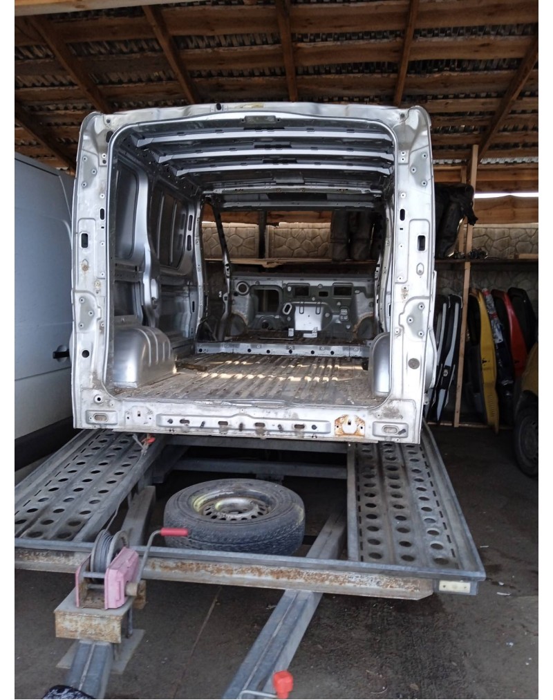 Кузов, коротка, база, Renault Trafic, Opel, Vivaro, Nissan Primastar,Рено Трафік,Опель Віваро, Ніссан Примастар,1,9 dci,2.0 dci, 2.5 cdi