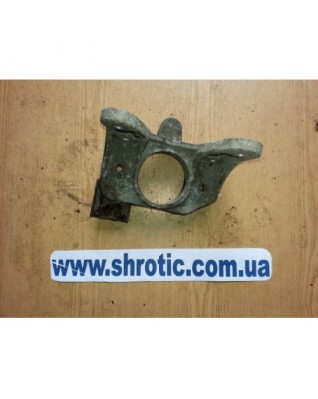 Кронштейн Подушки Коробки 8200003831, 8200219372, 93850450 (Б/У) , Renault Trafic,Opel Vivaro, Nissan
