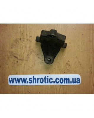 Кронштейн Подушки 8200404276 (Б/У) , Renault Trafic, Opel Vivaro, Nissan Primastar, Рено Трафік, Опель